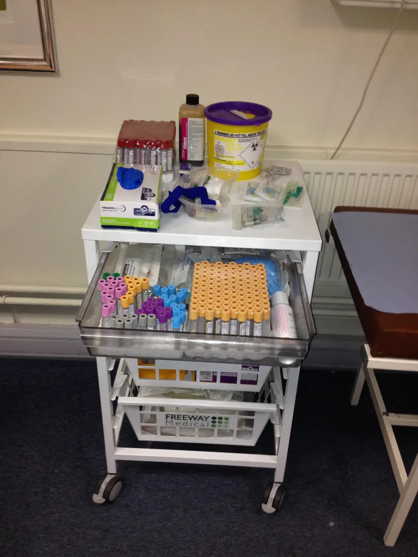 BloodTakingPhlebotomyTrolley