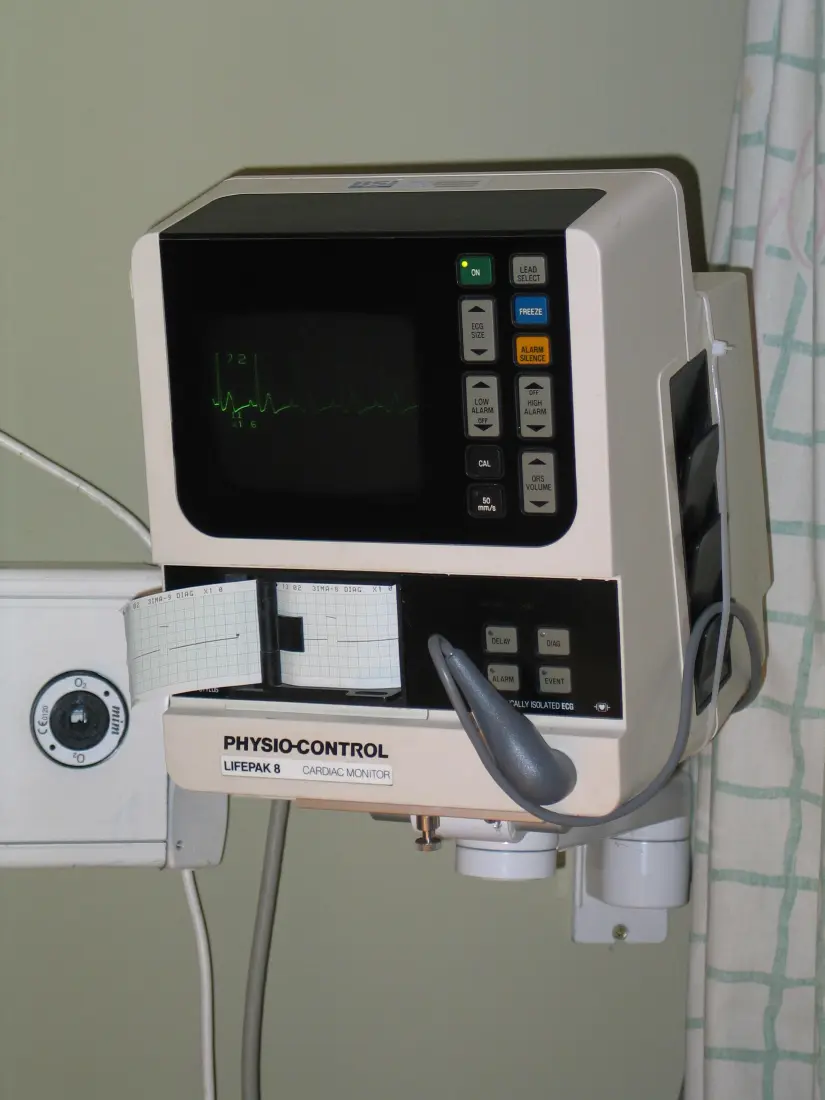 Lifepak8CardiacMonitor