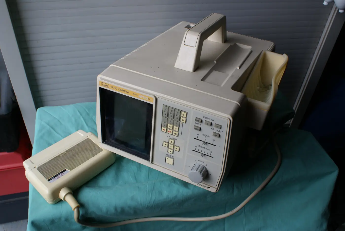 UltrasoundMachine1990s2