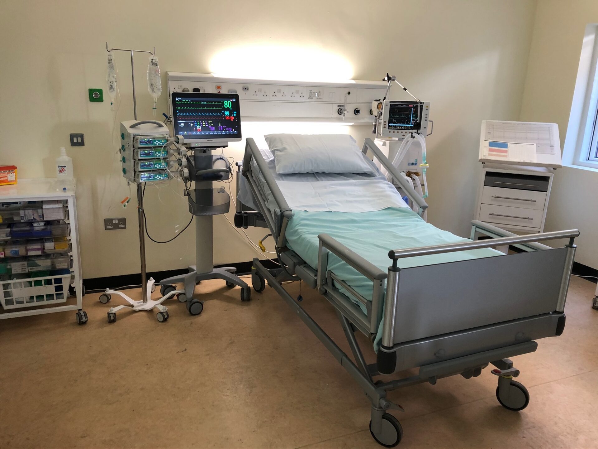 ICU Scene with Volker Bed